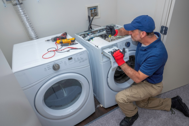 SSFInsurance's tweet image. Avoid appliance and equipment breakdown in your home. Here are some tips to help you keep your home running like a well-oiled machine. bit.ly/3W2846j