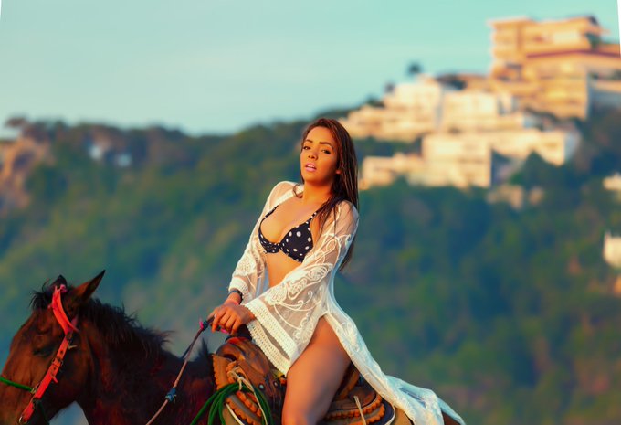 Quién  para que cabalguemos?
2225492390 https://t.co/5MIrvBUGIU