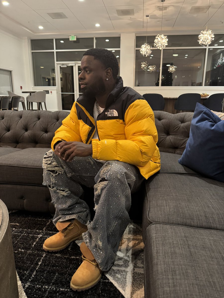 doublecup_TEZ's tweet photo. 1 of One 💎 https://t.co/igtbGLoQC0