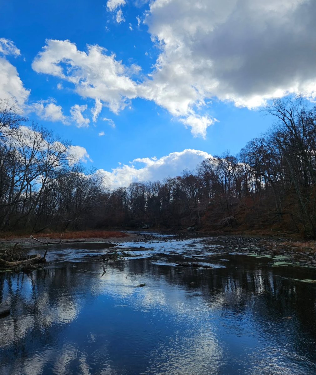 We're here for the Philadelphia region's beautiful views, chilly air and amazing hiking trails. #visitphilly #thingstodoinphilly #phillywinter

📸: sherricehuff on IG