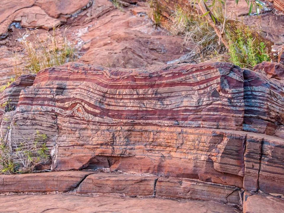 HormInversor's tweet photo. @JonIbei La cartera es como un registro geológico de todo lo que ha estado de moda en twitter desde 2020. https://t.co/PEZDFE7RGZ