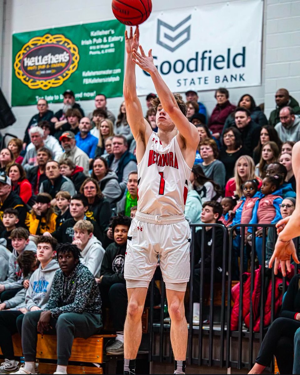 Gavin Sullivan-MidPro Academy (@g_sullivanmpa) on Twitter photo 2025 Unsigned Senior G 6โ3 <a href="/AshtonGrieves/">Ashton Grieves</a> going bananas in the first half vs Morgan Parkโฆ 24pts on 8 made 3โs himself! Metamora leads 45-27 #MidProFam 2025 Unsigned Senior G 6โ3 <a href="/AshtonGrieves/">Ashton Grieves</a> going bananas in the first half vs Morgan Parkโฆ 24pts on 8 made 3โs himself! Metamora leads 45-27 #MidProFam