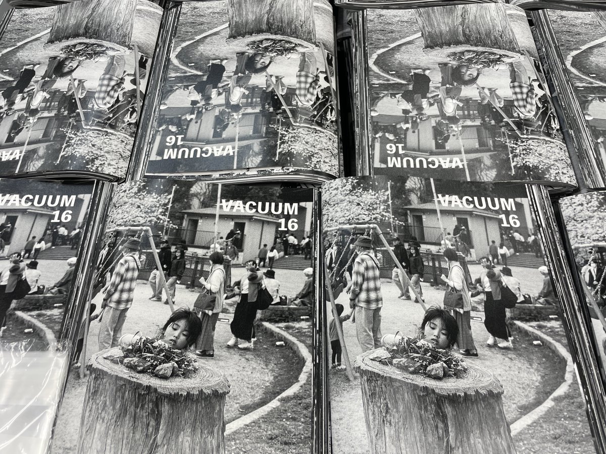 810gallery's tweet image. 明けましておめでとうございます
1/10にはVACUUM 16を発行します
今年もよろしくお願いします