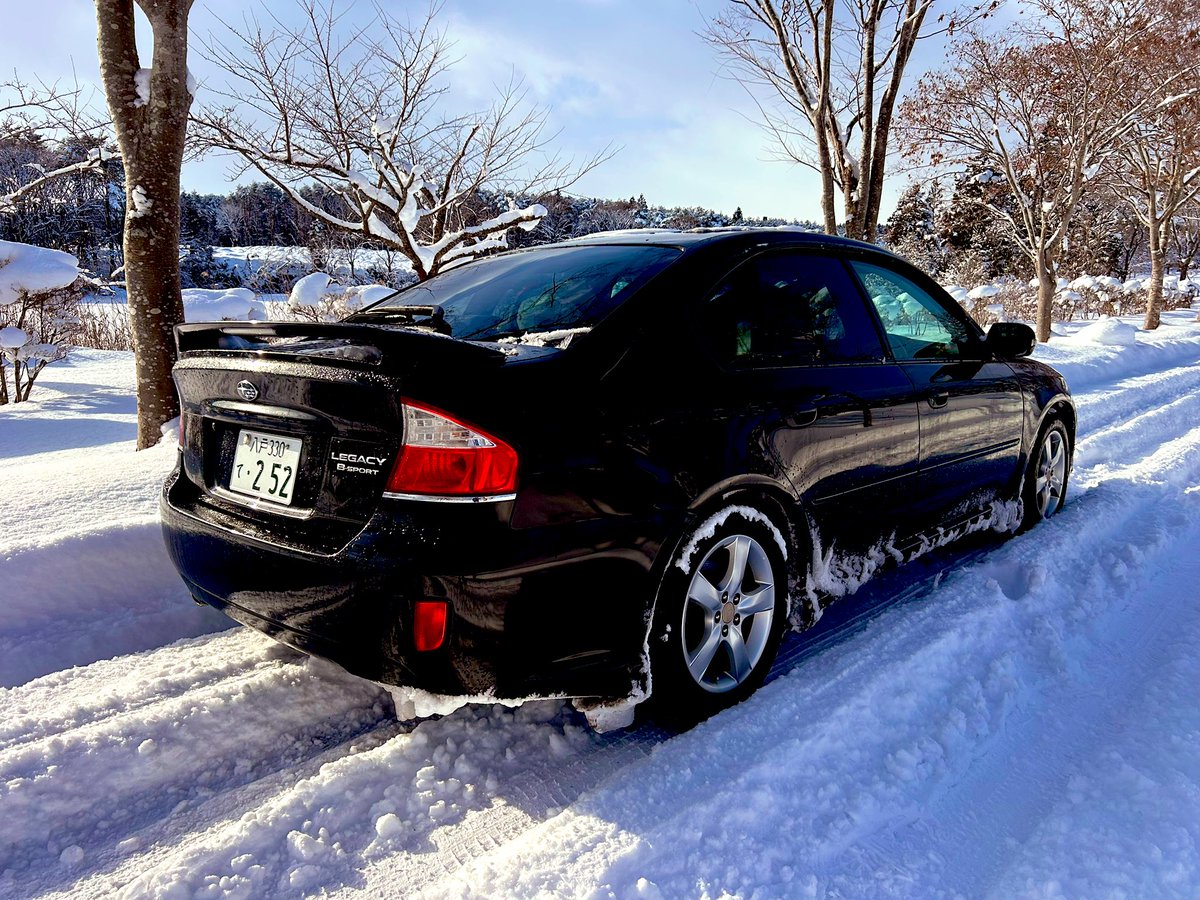 kll_722's tweet photo. 新しい相棒はNAのレガシィB4!
これからよろしくね🤝🏻
#subaru #legacy #legacyb4 #bl5
#impreza #gvb #stiperformance https://t.co/cf75tLtYX4