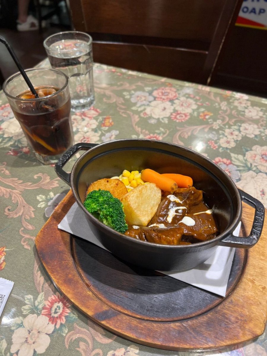 💛ྀི♡⃝ʜᴇʟʟᴏ◡̈☽⋆
頑張って稼ぎましょうお金があればうまくいきます