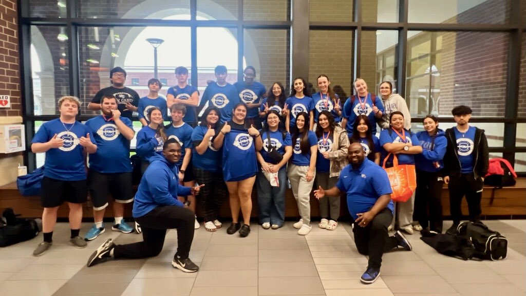 Grand Oaks Invitational Recap:

🥉Girls Team Overall (out of 13)

Boys:
🥇Cammaron Villarreal
4️⃣ Bryton Davidson
5️⃣ Joshua Watson 

Girls:
🥇Ana Lopez-Hernandez 
🥈Juliann Mixon
🥈Eva Sanchez
🥈Audrey Skutca 
🥉Maya Gonzalez 
4️⃣ Daniella Martinez
5️⃣ Melanie Perez