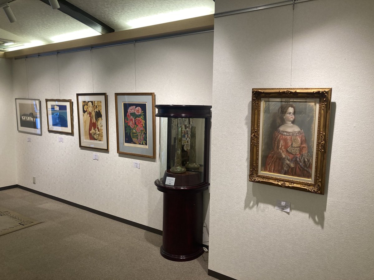 artgallerygrace's tweet photo. 本日より新年の営業を開始いたします。本年も当ギャラリーを何卒宜しくお願いいたします。
26日（日）まで前期アートコレクション展を開催いたします。
是非お越しください。お待ちいたしております。

#アートギャラリーグレイス #アートギャラリーGRACE https://t.co/uDHLkRlg1x