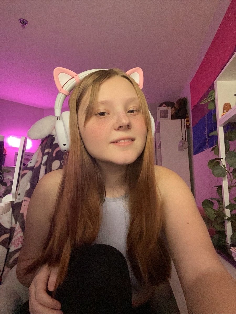 brie_cheeses's tweet photo. live right now on da purple app :p
we exposing insta dms for december !!

🖇️ in da comments + bio https://t.co/bVOoubrPWh