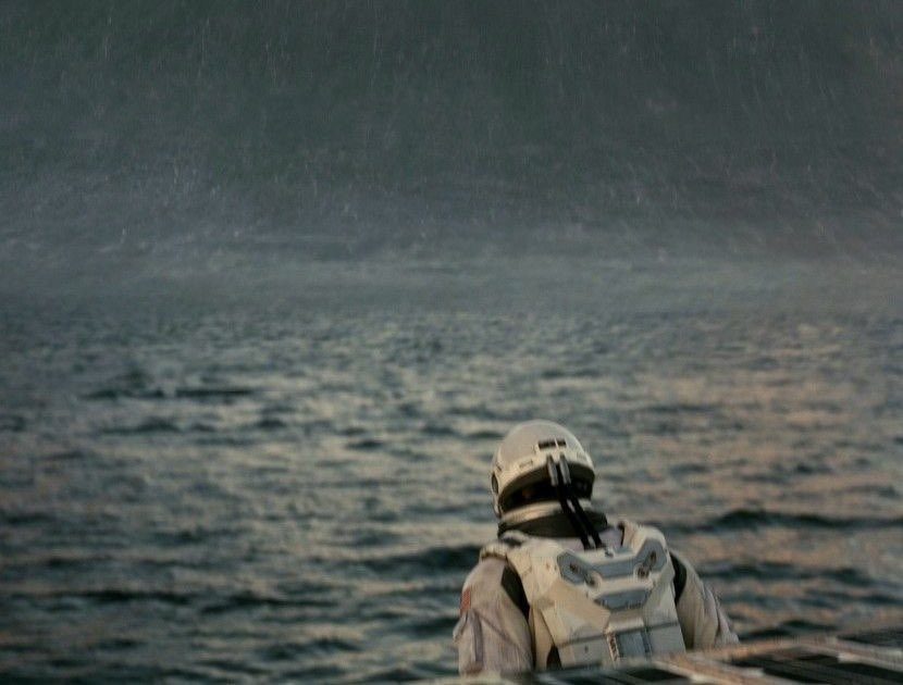 CuriosityonX's tweet photo. since its release more than 10 years ago, only an hour and 16 minutes have passed on miller’s planet in Interstellar https://t.co/180IXmvnQa