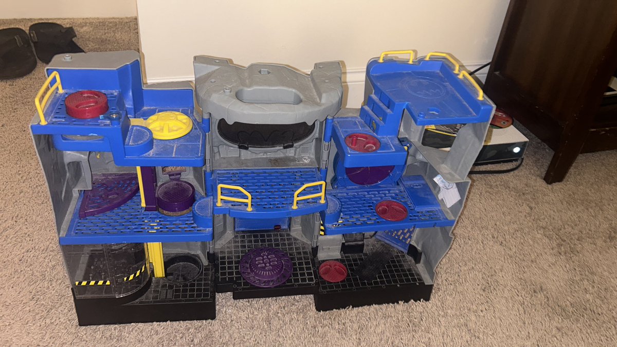 hdingilburry's tweet photo. Ball knower this, ball knower that…. Shut the fuck up. Did you grow up playing with one of these or nah https://t.co/CNjiX8lZLs