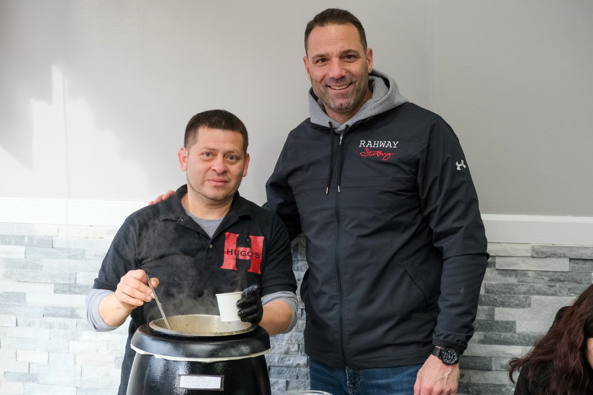 🍲🥄 The Rahway Soup Stroll kicked off with incredible energy! Mayor Giacobbe connected with visitors &amp; residents, hearing how much they love Rahway’s vibrant events &amp; welcoming downtown.

Tag us in your photos &amp; check the "Super Selfie" contest rules: RahwayIsHappening.com/soupstroll