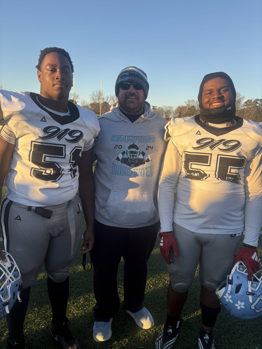 Congratulations to Darrell Herriot and Jamarious Pegues on playing in the 919 vs 252 Bowl today. Way to represent Cleveland! <a href="/DoitlikeJp2/">Jamarious Pegues</a> <a href="/DJherriott/">Darrell Herriott</a>