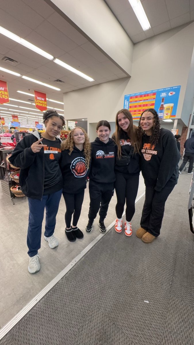 Ruth Gipson (@ruthgipson25) on Twitter photo Thankful to everyone in our community that supported our <a href="/SMNWLCBBall/">Lady Cougar BBall</a> fundraiser today! Bagging groceries before the snowstorm was a fun way to earn money for our program! #DatWay Thankful to everyone in our community that supported our <a href="/SMNWLCBBall/">Lady Cougar BBall</a> fundraiser today! Bagging groceries before the snowstorm was a fun way to earn money for our program! #DatWay