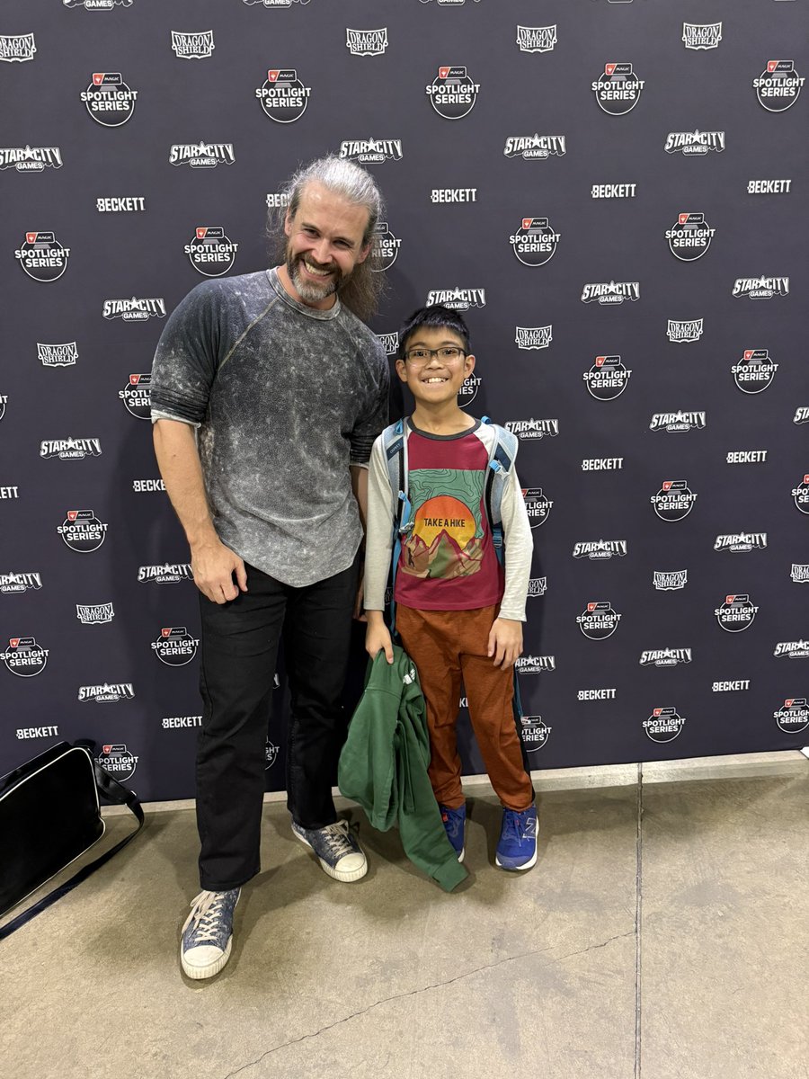 Day two of Spotlight ATL at 6-3

Most of my updates are on the other site.

Also this was my round five opponent, Kai. 

He has to ask what my Razorverge Thicket was because he'd never seen the Scars of Mirrodin art before. 

Because it's older than he is. 

(He beat me)