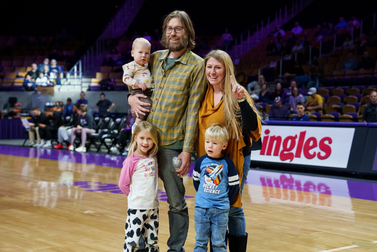 Catamounts's tweet image. This year’s Diaper Derby was one to remember! Congrats to Rudy “Boss Baby” Clark on securing the victory! 🥳👶🍼🏁

#CatamountCountry