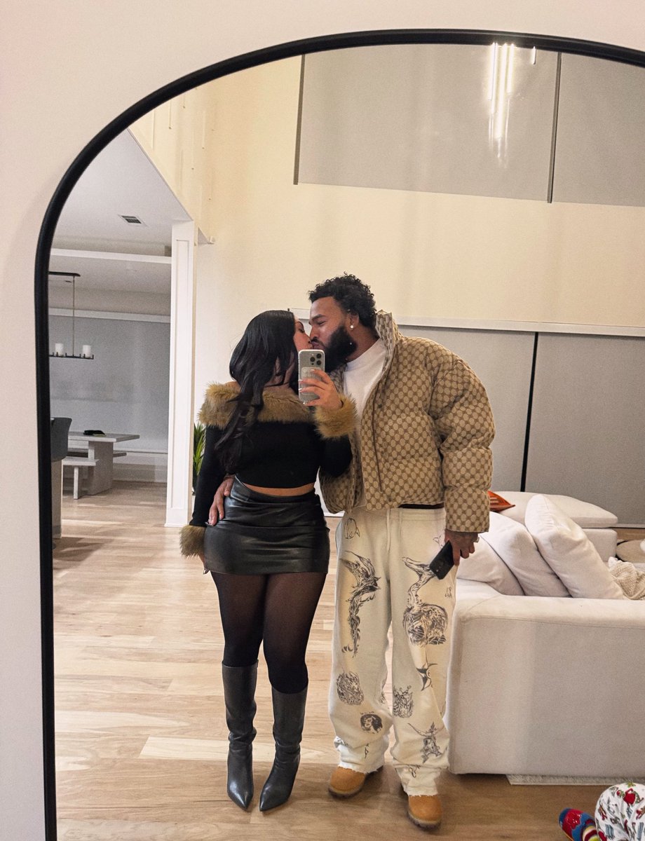 queennaija's tweet photo. I’m a good girl but I’m only bad for you.. https://t.co/chzW7duxA2