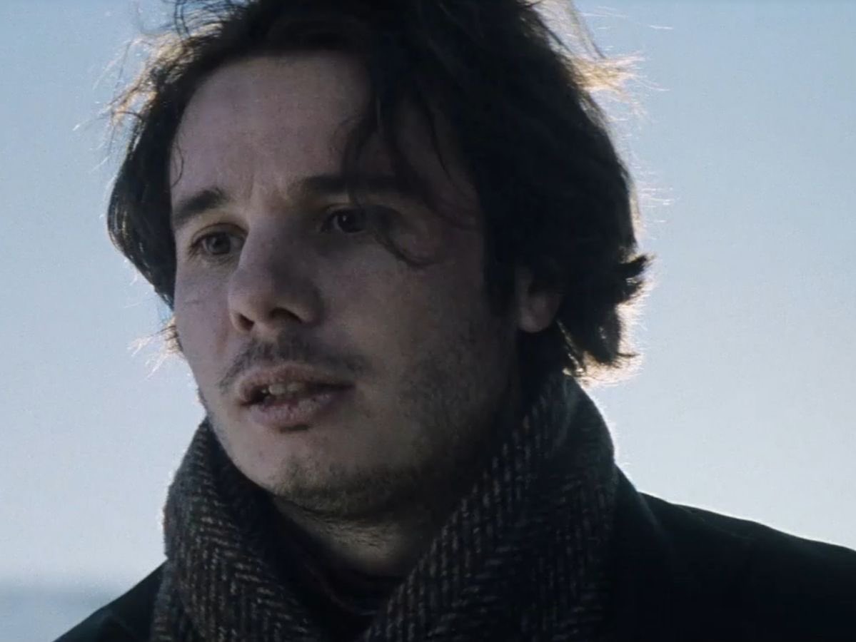 vieron que guapo el chico que le da vida a la historia de Marcelo Perez?