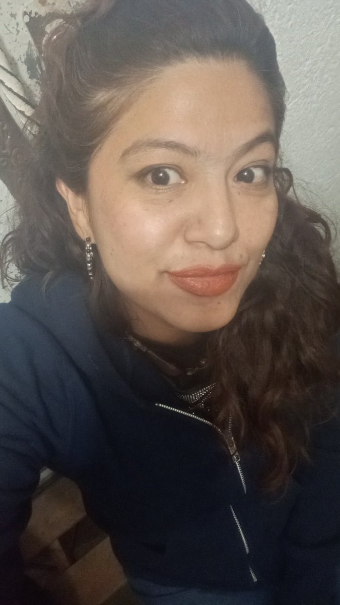 Grisamarna's tweet photo. Bonita noche https://t.co/aGUpFRY9sW