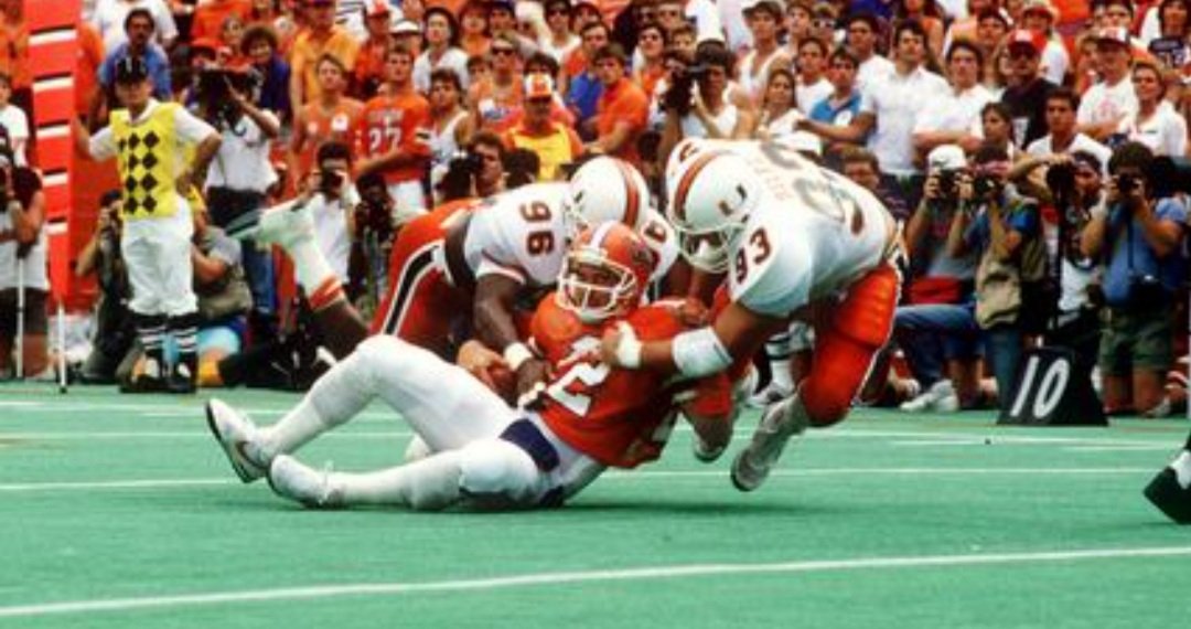 DanSileoShow's tweet photo. So I have been nominated to the @FlaSportsHOF and former @GatorsFB and my coach with the @NFL #WLAF just endorsed me...AWESOME RESPECT COACH!! @CanesFootball @JohnMorganESQ https://t.co/v7aNqWG0of