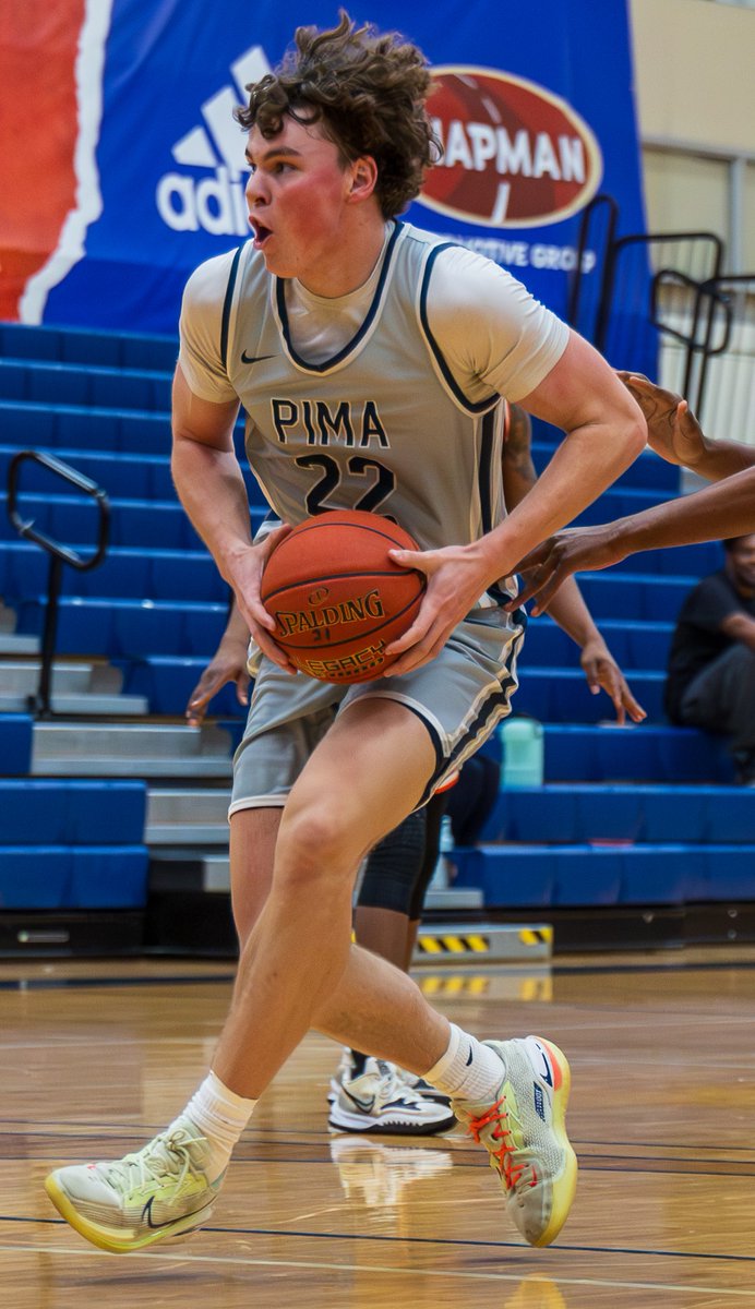 The second unit for <a href="/PimaMens_bball/">Pima College Men's Basketball</a> sparks a 20-0 run in the 1st half as the Aztecs move to 16-0.

Cooper Jones 19pts, 6asts, 4reb
Mason Hunt 17pts, 10reb (6-10 FGs, 3-3 3PT)
Max Majerle 12pts, 5reb, 3asts, 2stls
Isaac Johnson 11pts, 6reb (5-7 FGs)

pimaaztecs.com/sports/mbkb/20…