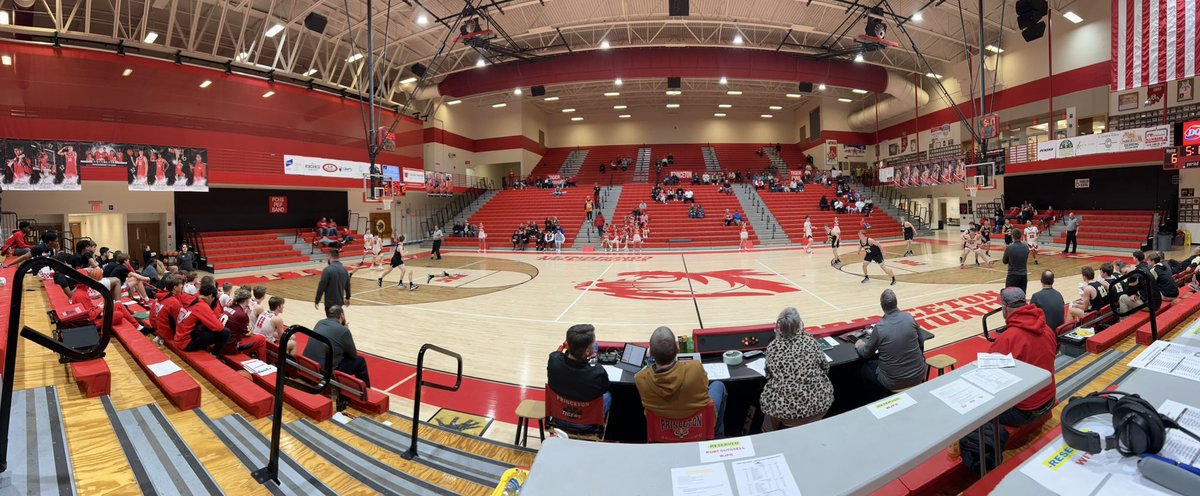 FINAL: #8 Princeton 58, Jasper 49 - Tigers ended the game on a 9-2 run.

JASPER
Jaylen Maners 18pts, 4/5 FT
Logan Day 16pts, 4 3s, 3/3 FT
Jace Foy 10pts

PRINCETON
Jace Jenkins 17pts
Demarcus Newson 14pts
Jaylin Price 10pts