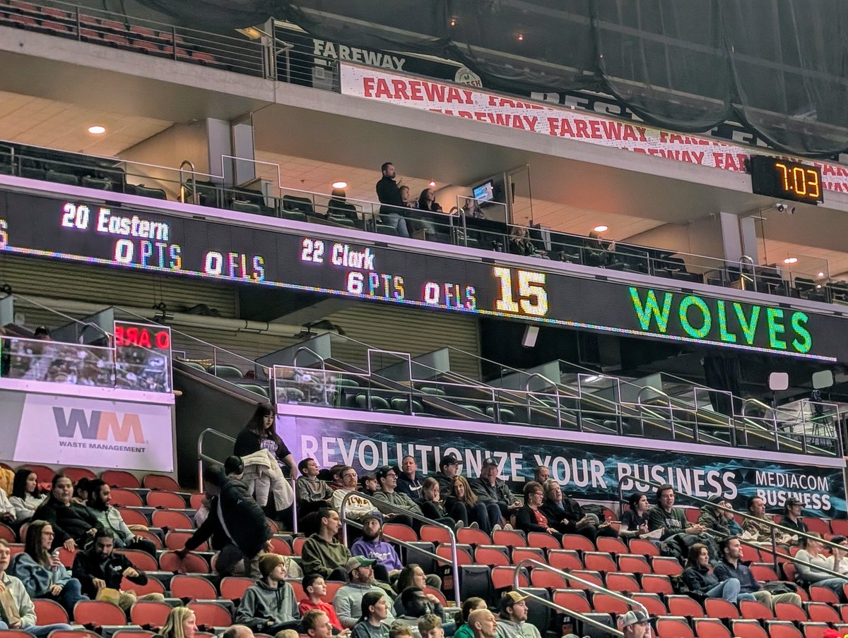 zvm's tweet image. Can't believe how different @CaitlinClark22 looks in person under the lights of the Casey's Center. #JokesProbablyAlreadyBeatToDeath