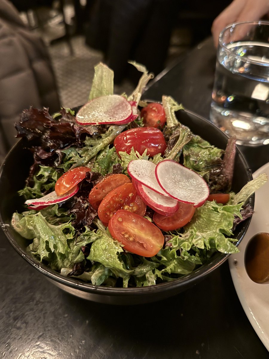 Mialovets's tweet photo. Have a great weekend dinner with friends! https://t.co/d01gLcjObW
