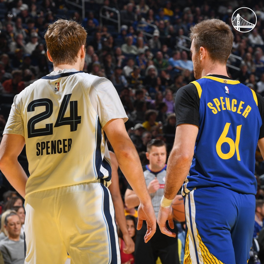 warriors's tweet image. Family reunion on the hardwood