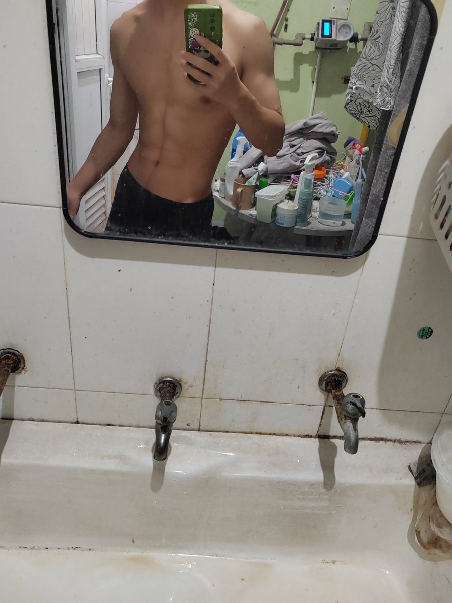 可零可俐 tweet media