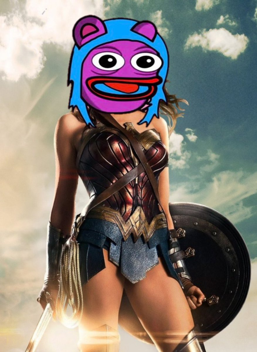 cryptoHL's tweet photo. @elonmusk @Peter3Grant @BillboardChris Elon check out Beth!!! She’s pretty https://t.co/P6tTnNTuzp