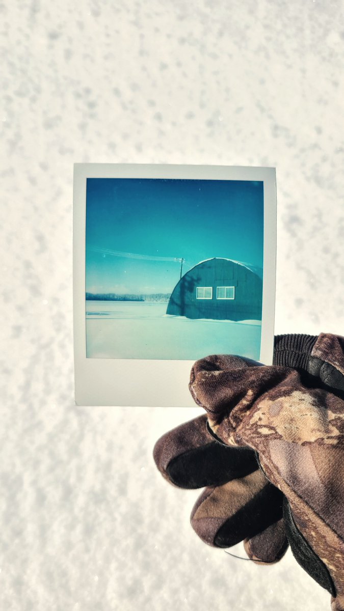 nakaiakio's tweet image. 北の国から
日中でも氷点下🧊
#polaroid #mintcamera