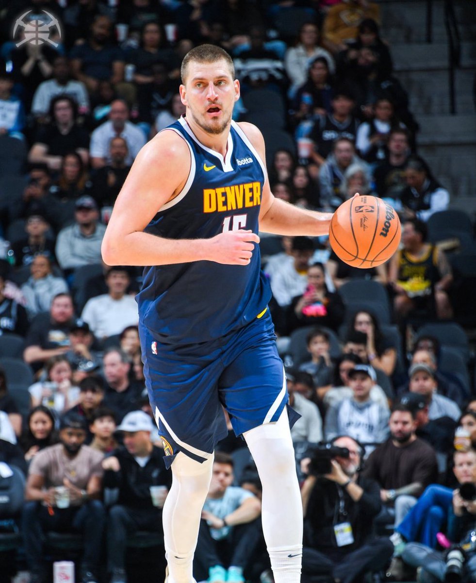 KalshiHoops's tweet photo. Nikola Jokic over his last 5 games:

46 PTS - 9 REB - 10 AST
41 PTS - 18 REB - 9 AST
23 PTS - 17 REB - 15 AST
36 PTS - 22 REB - 11 AST
37 PTS - 9 REB - 8 AST

The Nuggets are 4-1 in this span. 🃏 https://t.co/DvIM3YcJmR