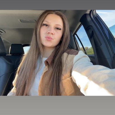 StrawnRiley's tweet image. #NewProfilePic