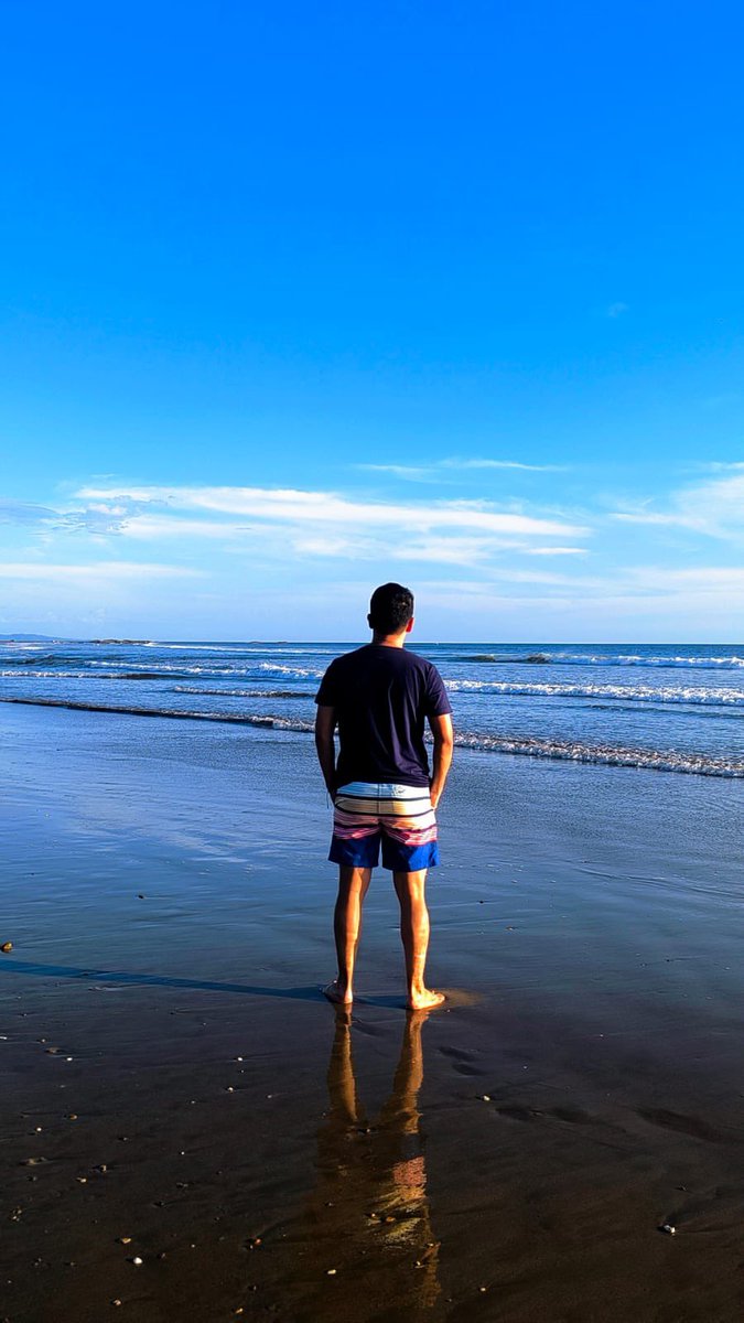Tu #vida cambiará cuando estés comprometido con tus metas que con tu comodidad.