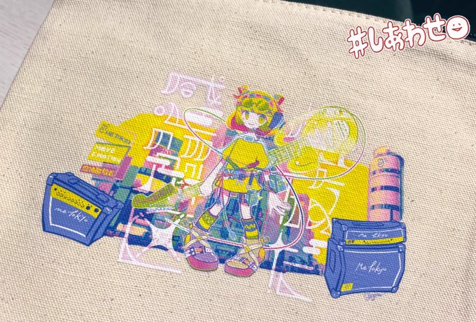 #METOKYO 渋谷様で、ここだけのオリジナルグッズを発売しております!!自分のイラストは、アクキーポーチユーティリティバネロポーチの3種に展開いただいております!ポーチの印刷が特にめちゃくちゃ綺麗でお気に入りです!店内も黄色サイバー!な空間でめちゃ綺麗でした!ぜひに 