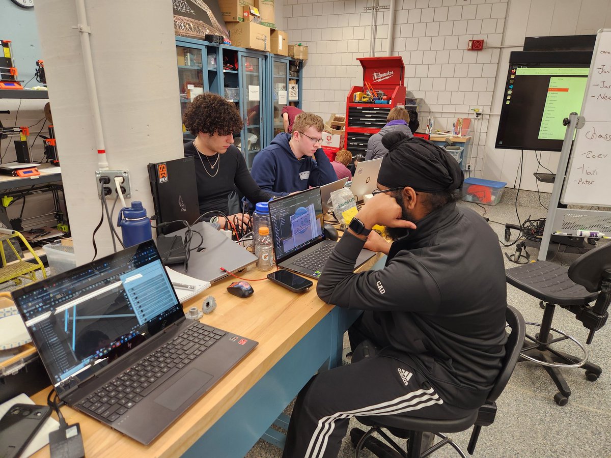 UMNRobotics's tweet image. Day 1 recap of the 2025 RI3D season is out! We had a blast making strategies and building. Check us out on YouTube and CheifDelphi.

@umncse #omgrobots #firstdive #reefscape