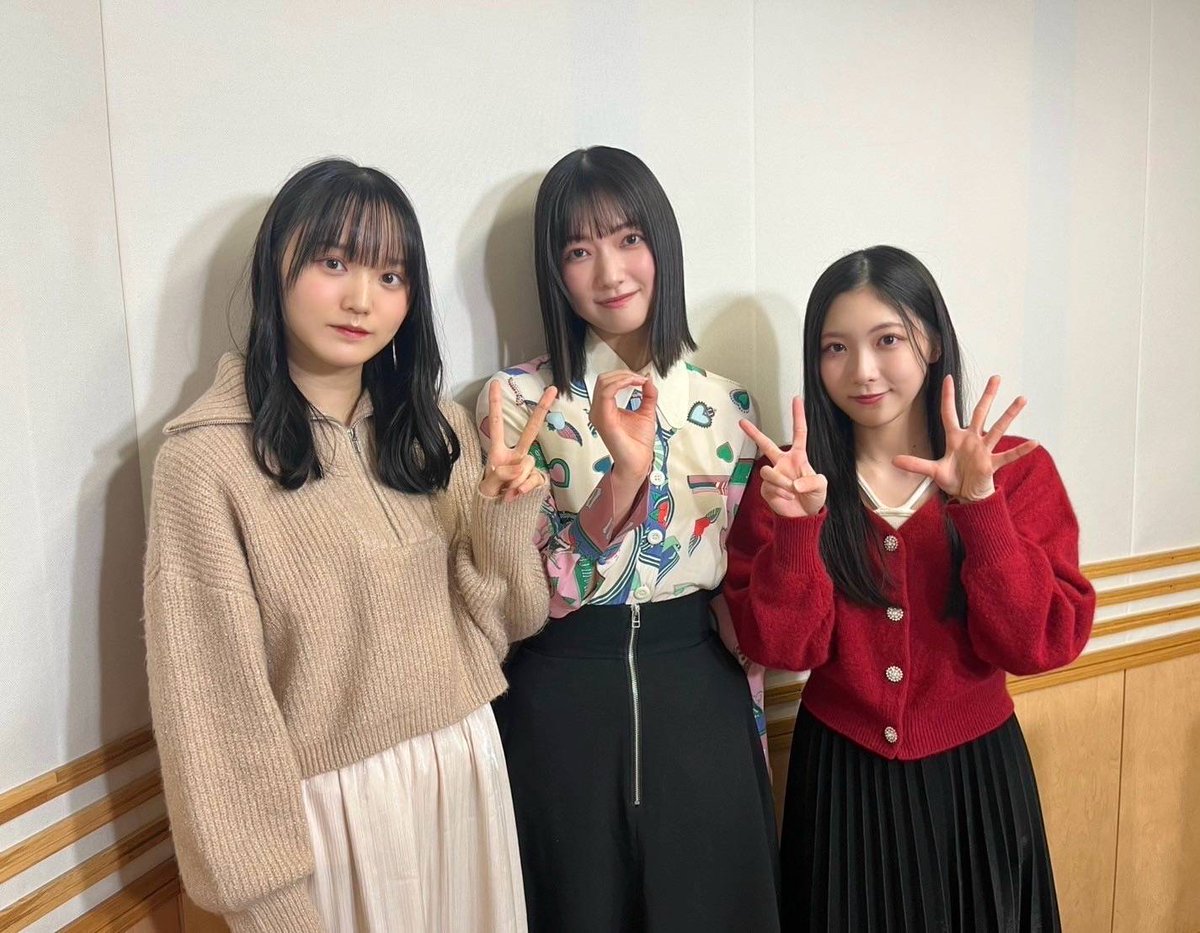 ✨ #櫻坂のさ ✨/ ⏰この後 19：00～放送です📻⚡ 2025年初の放送は