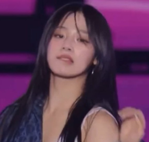 kangcatnipz's tweet image. thinking about how insane she is