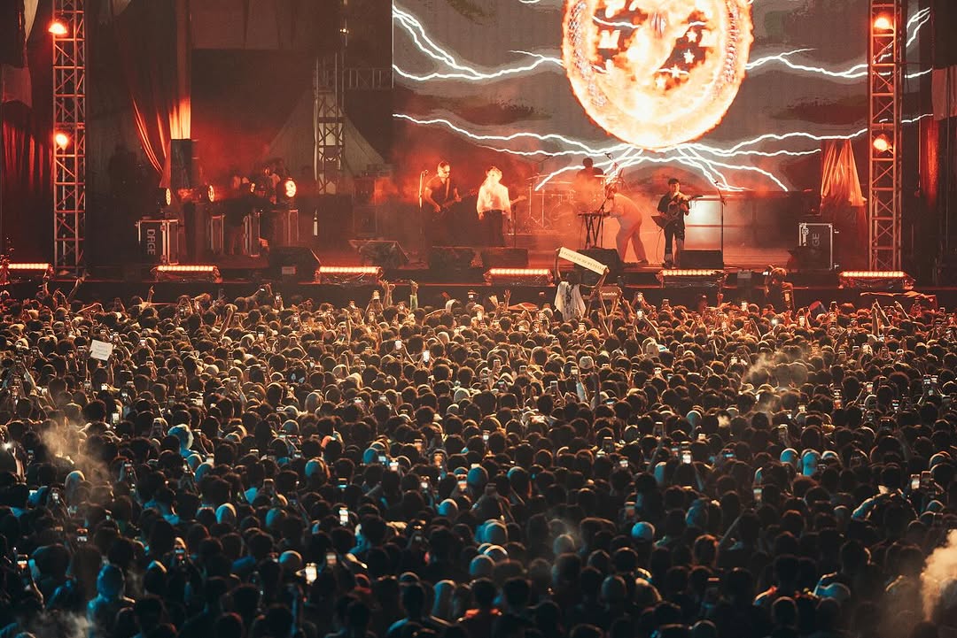 Cek artikel terbaru kita!👇
Mengatasi Quarter Life Crisis Dengan Jeda, Self-Reward, dan Ngonser
milenialis.id/mengatasi-quar…