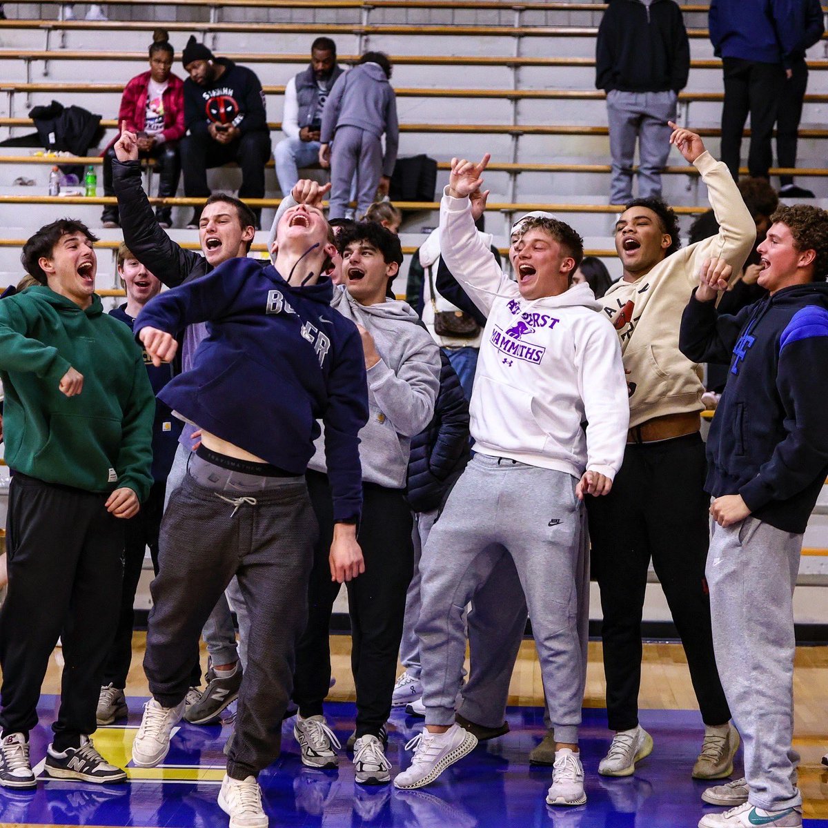 Great finish by <a href="/cathedralmball/">Cathedral Basketball</a> tonight in their 51 - 48 win over Carmel ☘️ 

<a href="/CoachDelaney/">Jason Delaney</a> <a href="/CoachWrightIndy/">Aundrey Wright</a> <a href="/CHSNightmare/">IRISH NIGHTMARE</a> <a href="/gochsathletics/">Cathedral Athletics</a> <a href="/KJAldridge24/">Keaton Aldridge Jr</a> <a href="/BradyKoehler3/">Brady Koehler</a>