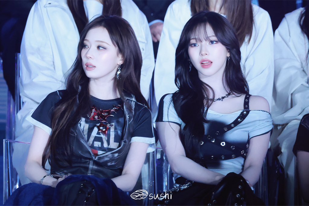sushiw01's tweet photo. 250104 GDA🐶🐱

#aespa #에스파
#JiminJeong #지민정 
#KARINA #카리나 #WINTER #윈터 https://t.co/R6vWzI4854