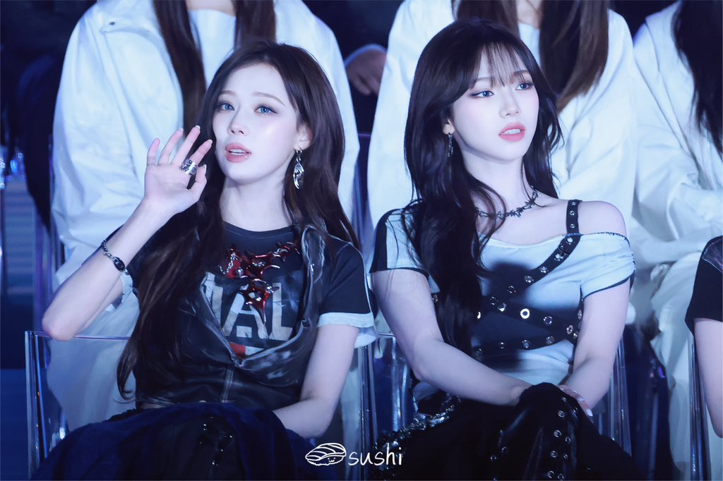 250104 GDA🐶🐱

#aespa #에스파
#JiminJeong #지민정 
#KARINA #카리나 #WINTER #윈터