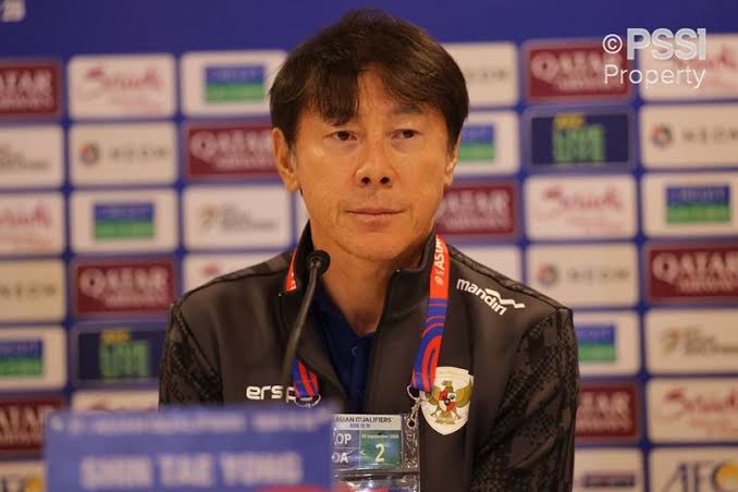Shin Tae-Yong bersama Indonesia. 🇮🇩

✅🥈AFF 2020
✅🥉Sea Games 2021
✅🥈AFF U23 2023
✅️ lolos Piala Asia 2023
✅ Lolos Piala Asia U20 2023
✅ Lolos Piala Asia U23 2024
✅ Lolos Piala Asia 2027
✅ 16 Besar Piala Asia 2023
✅ Semifinal Piala Asia U-23 2024

Yakin mau dipecat