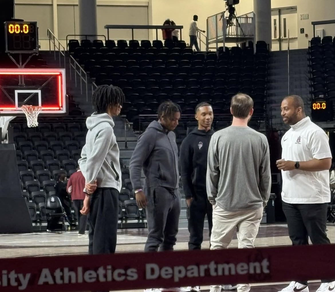 I had a fantastic time on my unofficial visit tonight soaking in the exciting atmosphere and thrilling game. I’ll definitely be back! A big thank you to Coach Broughton and the Alabama A&amp;M coaching staff for the invitation!!
