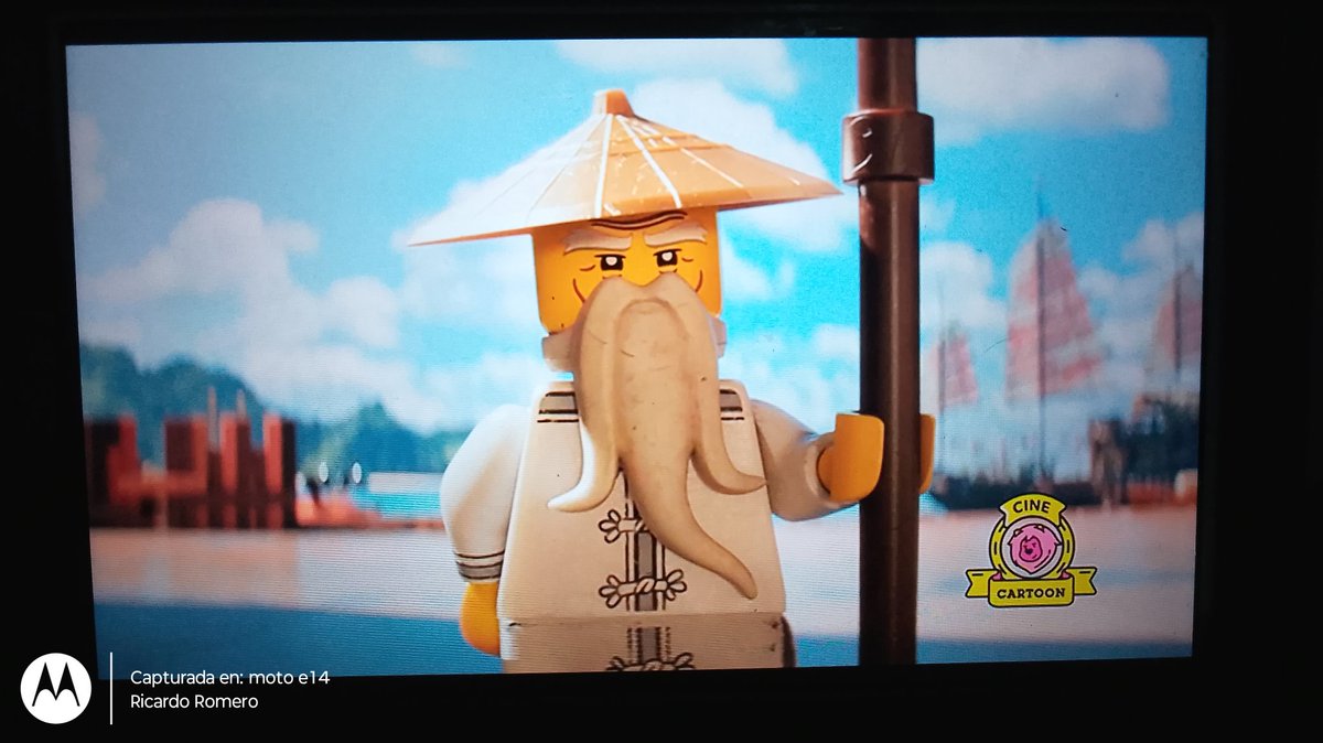 josuete27913576's tweet image. LEGO Ninjago: La Pelicula En @CartoonLA 
Voces @PPTeamRafa @Carlhillos @humbertosolo @zekeja @EnzoFortuny @CARLOSHDEZGARC #AlondraHidalgo y #RobertoMendiola