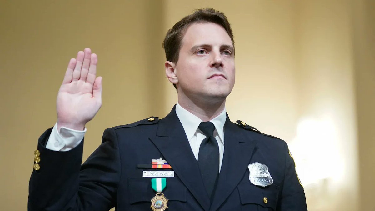 Protect Kamala Harris ✊ tweet media