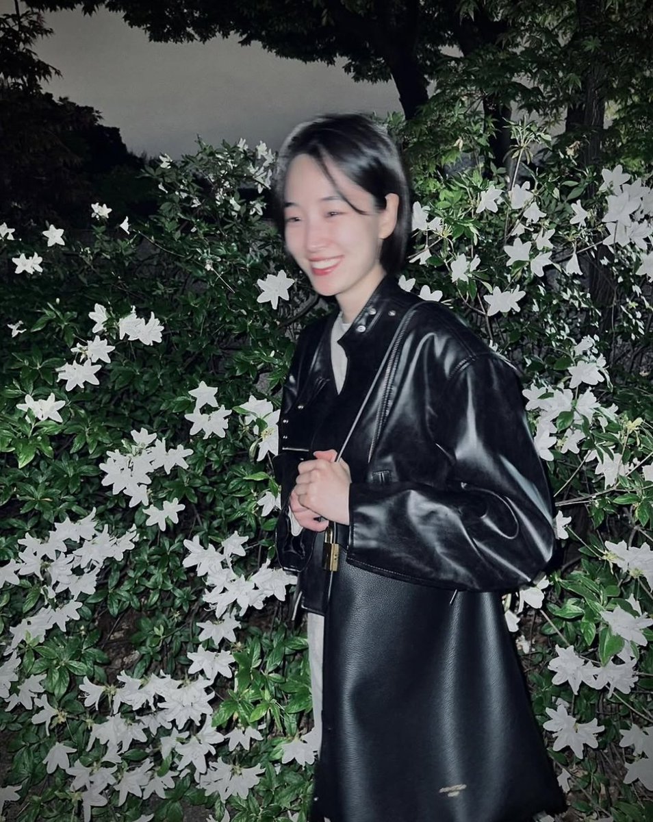 ᅠ
ᅠㅤ  𖹭                   𝙟𝙪𝙢𝙥     off     𝑎    cliff
ㅤㅤ             𝐇𝐎𝐏𝐈𝐍𝐆     𝓯𝓸𝓻  ⠀𝑎   𝒮𝑂𝐹𝑇    𝗳𝗮𝗹𝗹.

ㅤ