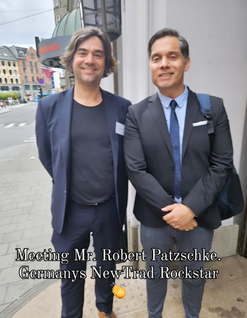 olekloss's tweet image. Petra (&amp;amp; Franzi), Chris, Tobi, Benni, Rob, Bart, Justin, Don und die rechts-autoritär-libertäre Weltrevolution.  

Wie der #Molkenmarkt, das "spannendste &amp;amp; wichtigtste Stadtentwicklungsprojekt Berlins" (@p_kahlfeldt) zu einem Teil des globalen, rechten #Kulturkampf _s wird. 🧵