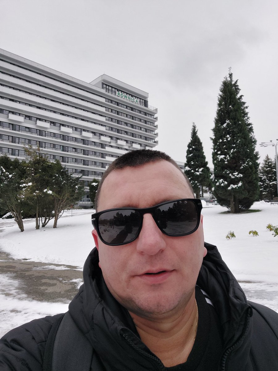 pawel_zabrze's tweet photo. Czas podładować baterie w gorskim pensjonacie 👍😎 https://t.co/N3aIwMzSbe