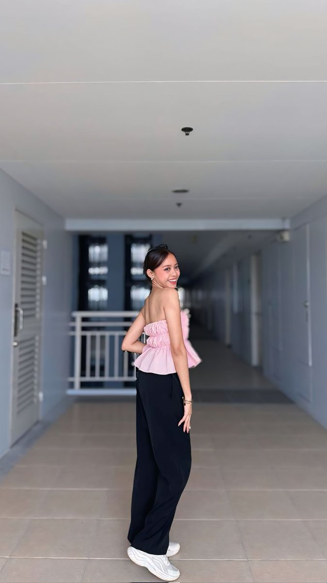 kireidory's tweet photo. nag hampang na naman sya ganda-gandahan oh 🪻 https://t.co/FCiyWr1N3N